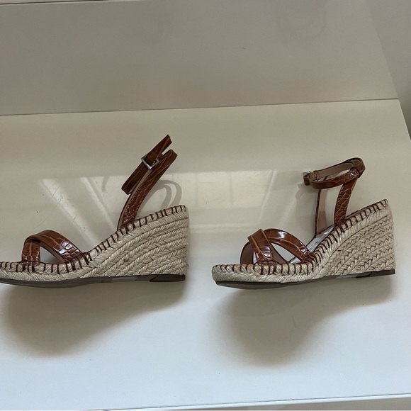 Women’s espadrille, size 5.5, brand Saks Fifth Avenue, colour cognac, NWT - Picture 5 of 9